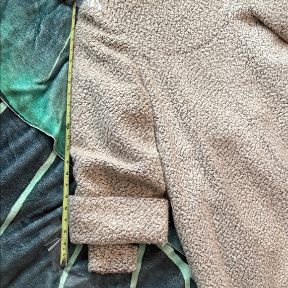 Cream Teddy Jacket with Hood and Warm Texture - Picture 6 of 14